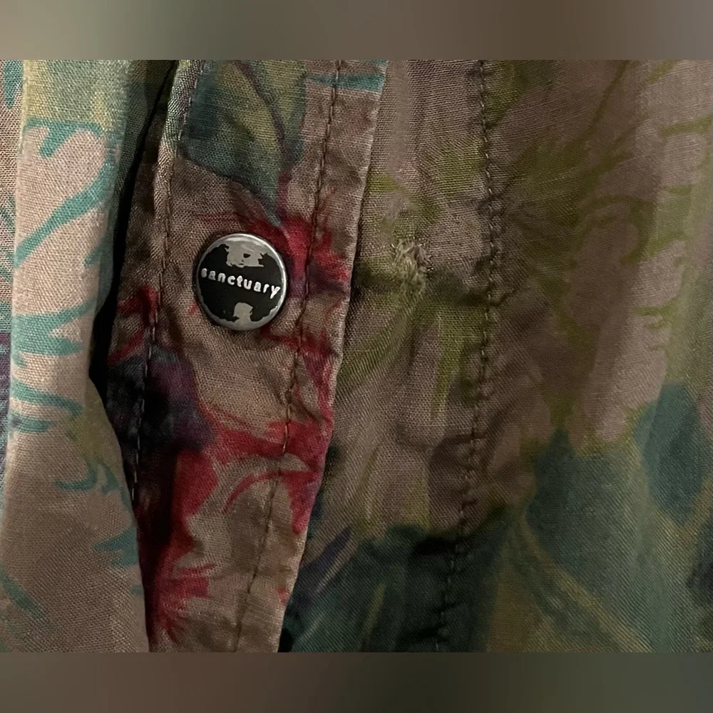 Sanctuary green floral snap front shirt long sleeve tunic top oversized Sz small - Picture 6 of 11